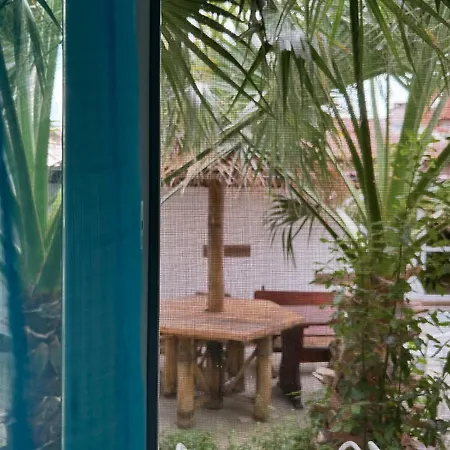 Guest house оазис сарай - *